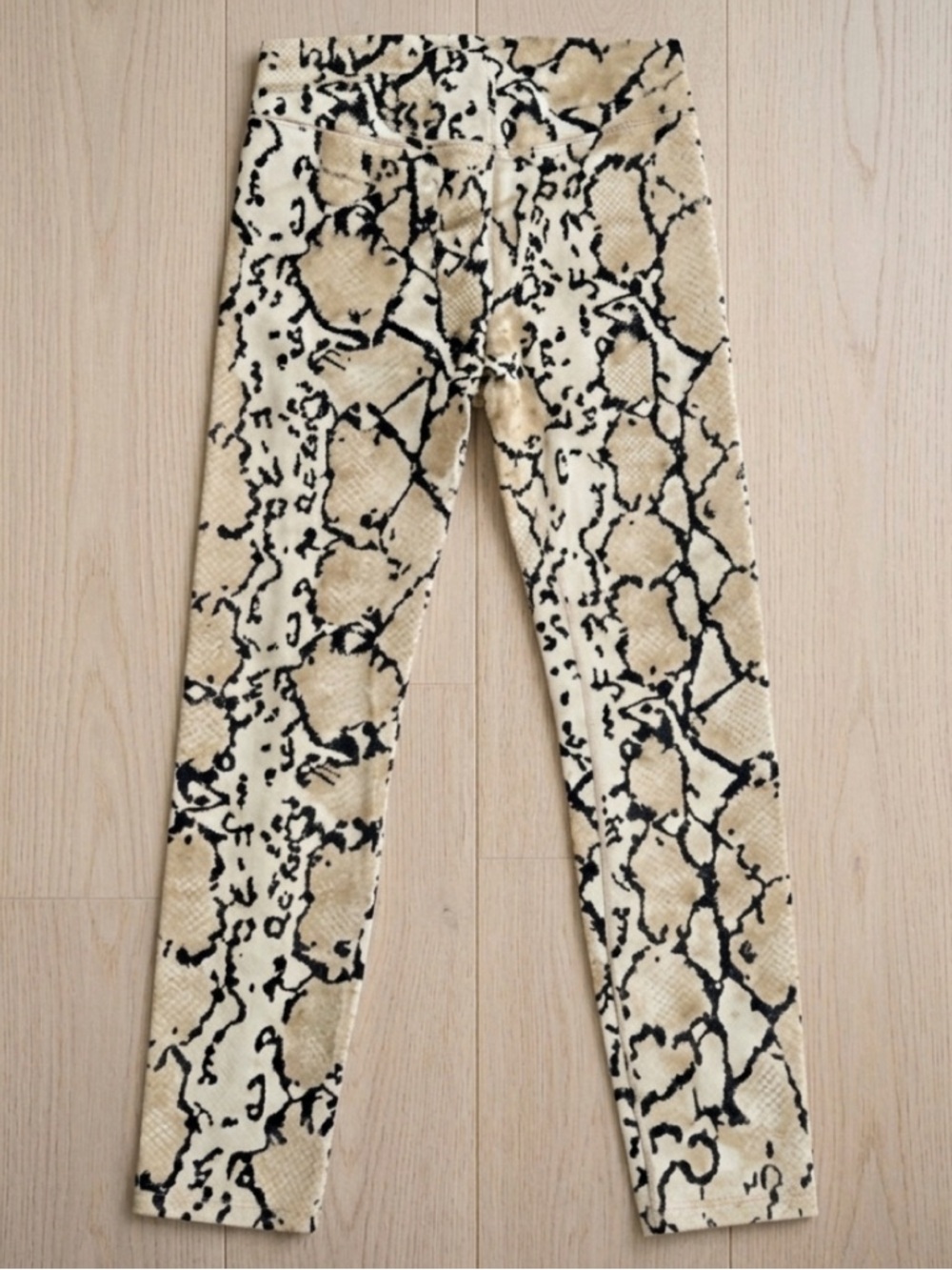 AllFenix White Python Snakeskin Pilates Set - Bra L / Leggings S - Picture 6 of 11